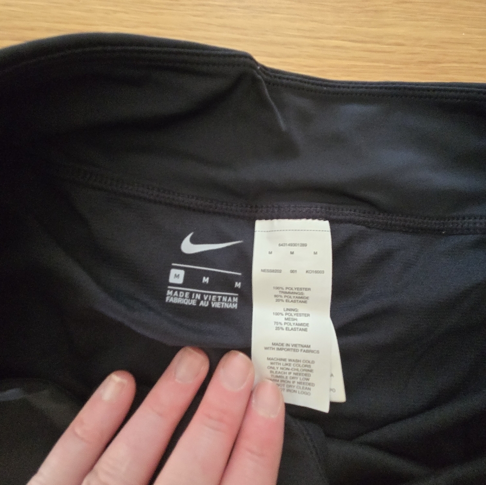 Nike Women's Athletic Black Swim Shorts Size Medium - Picture 3 of 5